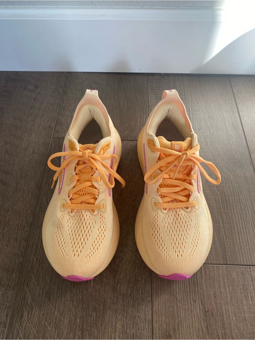 Brooks Glycerin 22 Women’s 7.5 Sherbert/Apricot/Pink - Picture 3 of 6